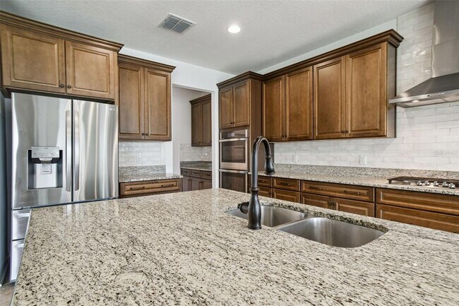 Building Photo - 4215 Tatum Lp