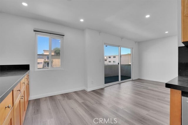 Building Photo - 5412 Lindley Ave