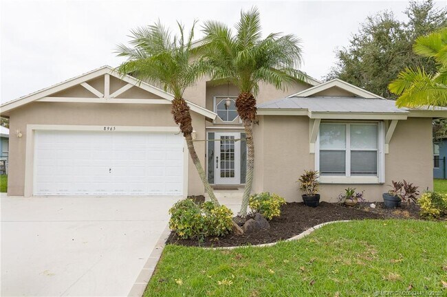 Building Photo - 8965 SW Chevy Cir