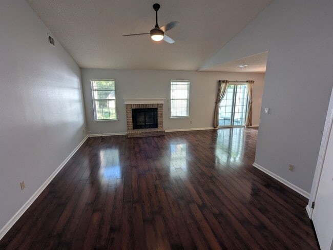 Building Photo - 1777 Folkstone Rd