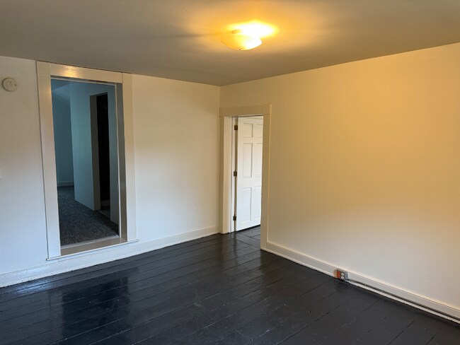 Building Photo - 263 N Limestone