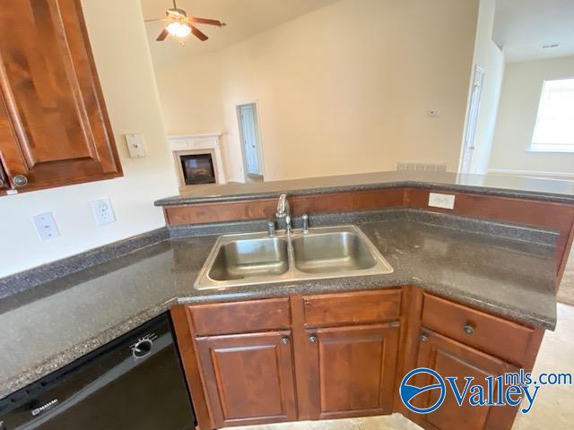 Building Photo - 4828 SE Canterwood Dr