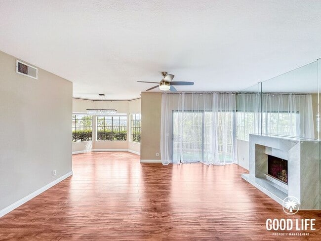 Building Photo - 5691 E Stetson Ct