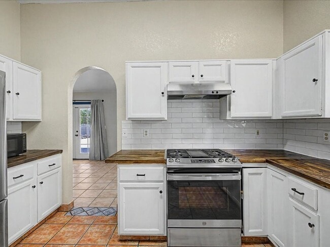 Building Photo - Spacious 4-Bedroom Home with Upgrades, Outdoor Living & Community Amenities!