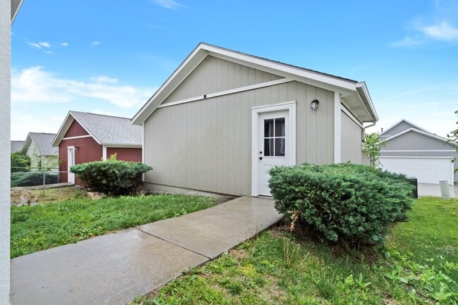 Building Photo - Quality Home Management