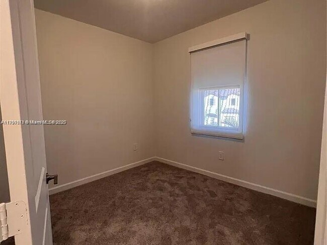 Building Photo - 24700 SW 119th Pl