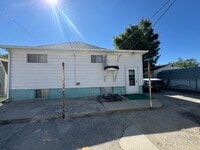Building Photo - 812 Muir Ave