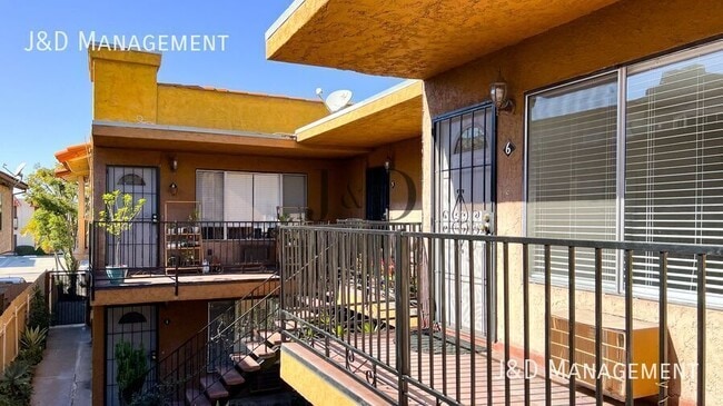 Building Photo - 4077 Utah St