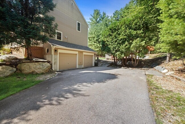 Building Photo - 57 Harvest Wood Dr