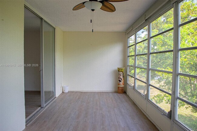 Building Photo - 260 NW 76th Ave