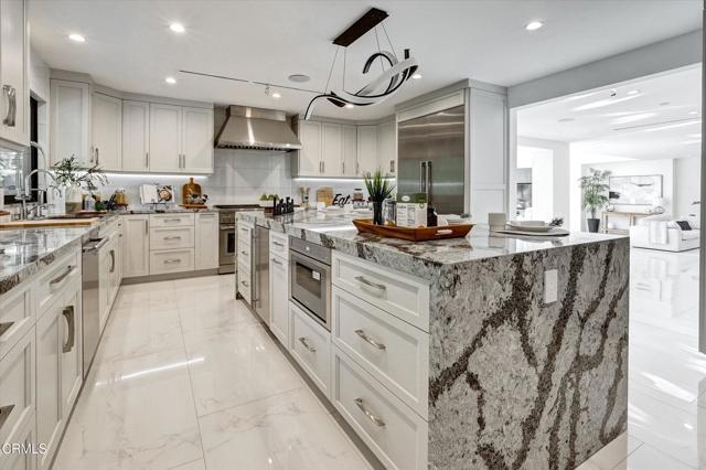 Building Photo - 4423 Bergamo Dr