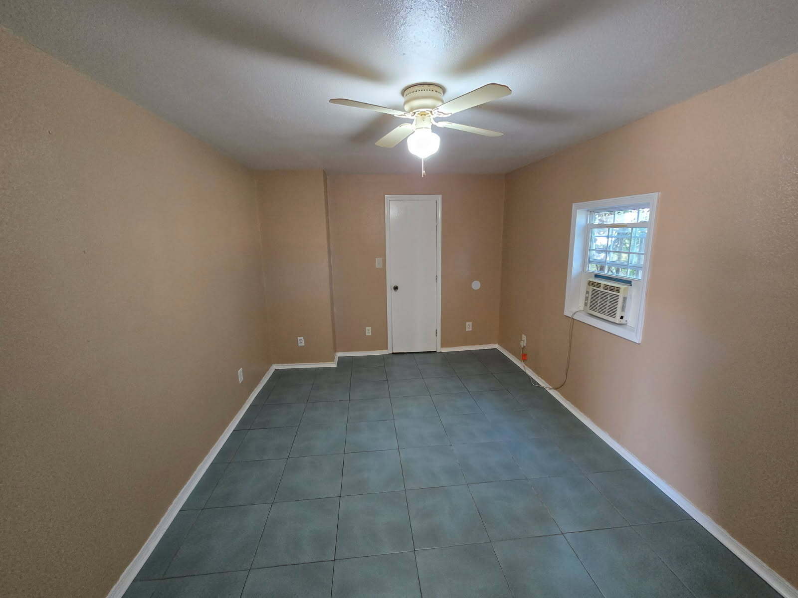 Building Photo - 1507 Polk St