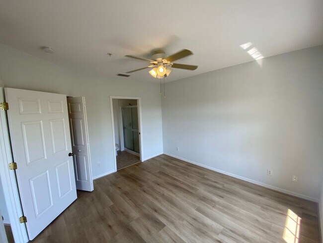 Building Photo - 2081 Willow Hammock Cir