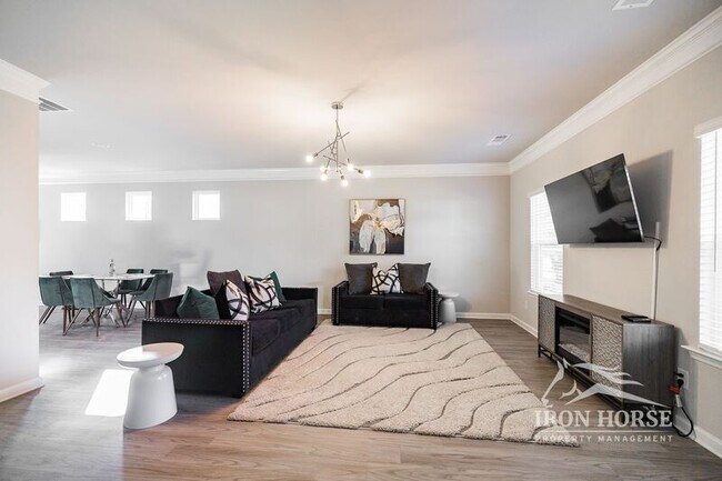 Building Photo - 1288 Towne Square Ct