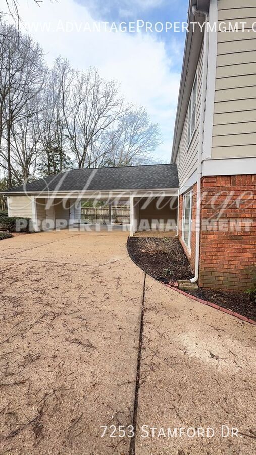 Building Photo - 7253 Stamford Dr