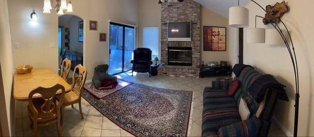 Building Photo - 678 Emerald Hill Rd