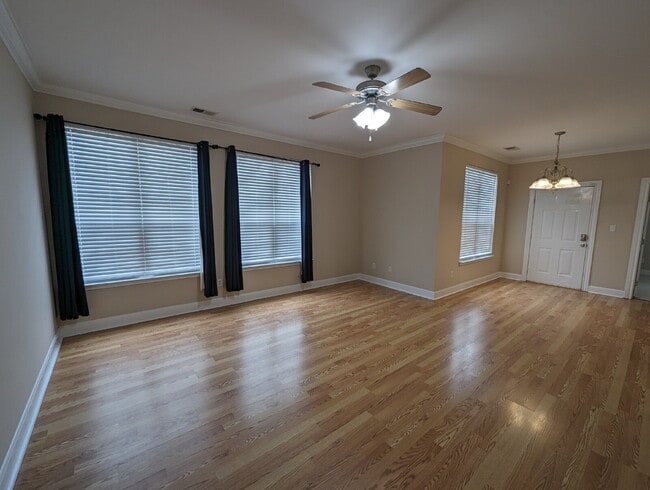 Building Photo - 1102 PR 3097