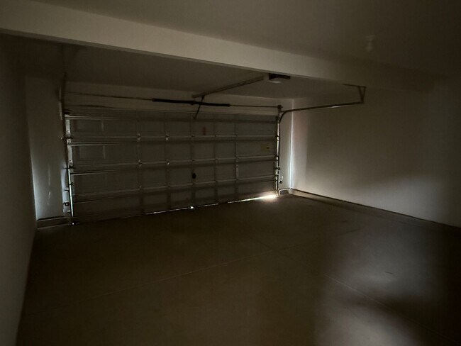 Building Photo - 4411 Canipe Dr