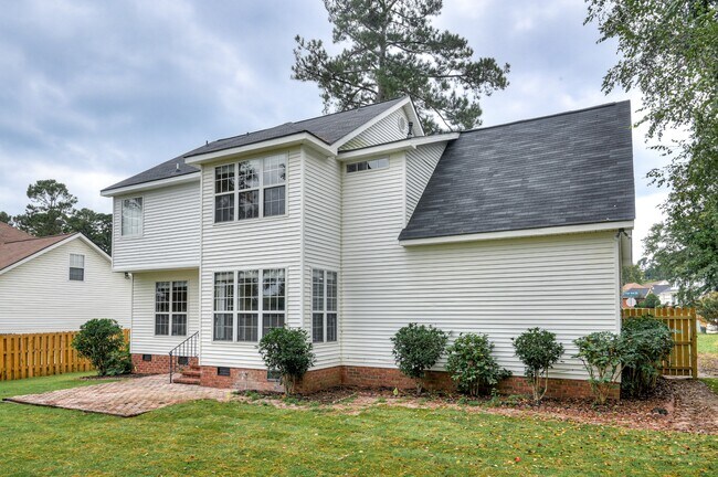 Building Photo - 4111 Eagle Nest Dr