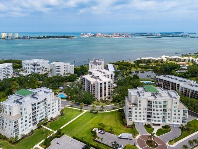 Building Photo - 150 Belleview Blvd