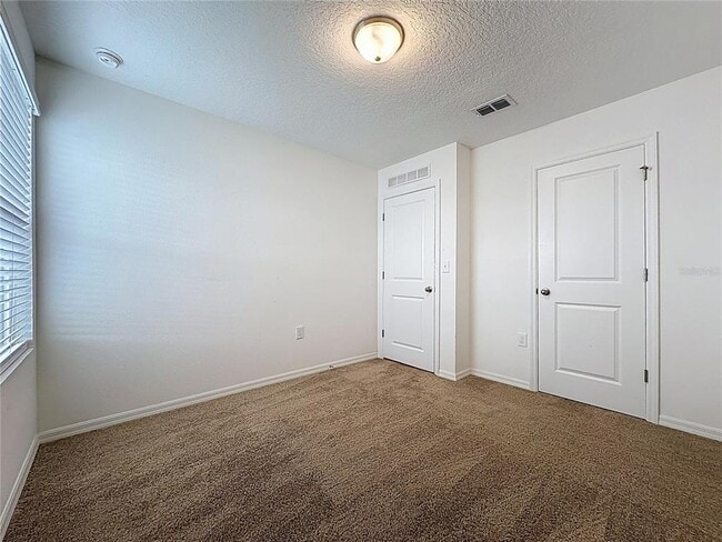 Building Photo - 927 Grandin St