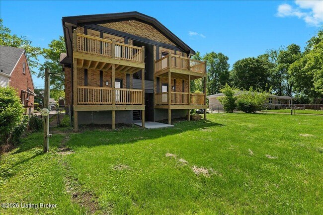 Building Photo - 1018 S 47th St