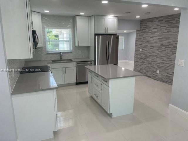 Building Photo - 40 NE 48th Ct