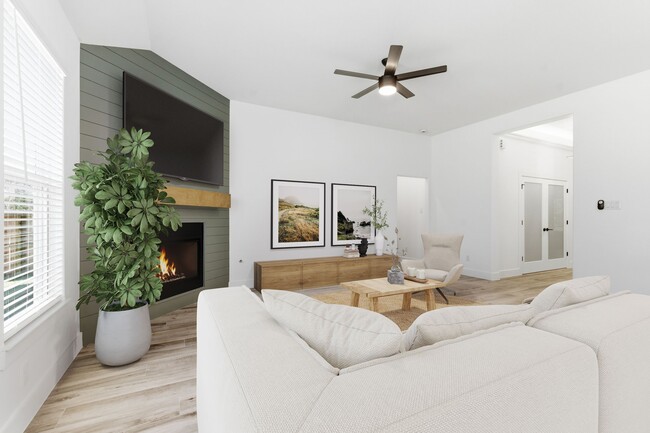 Building Photo - 5227 Sunshine Point