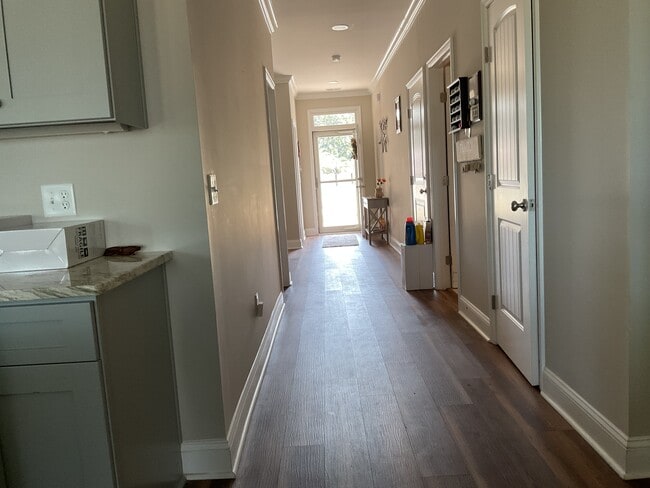 Building Photo - 159 W 1st St