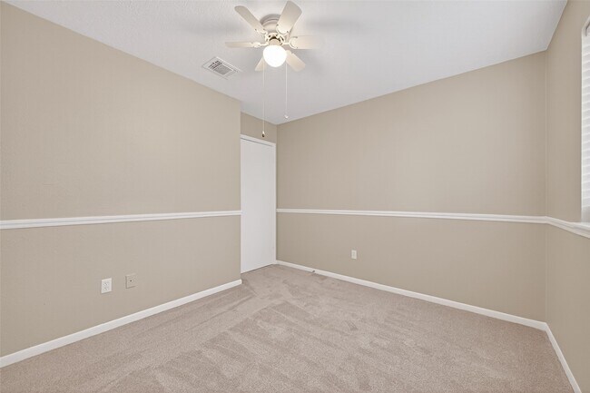 Building Photo - 1010 Valley Ranch Dr