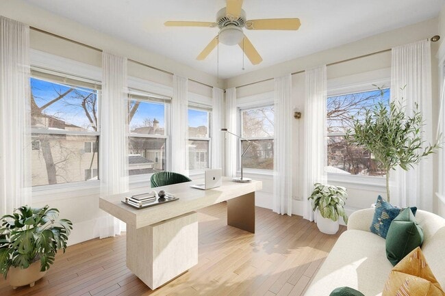 Building Photo - 6 Bonn Pl