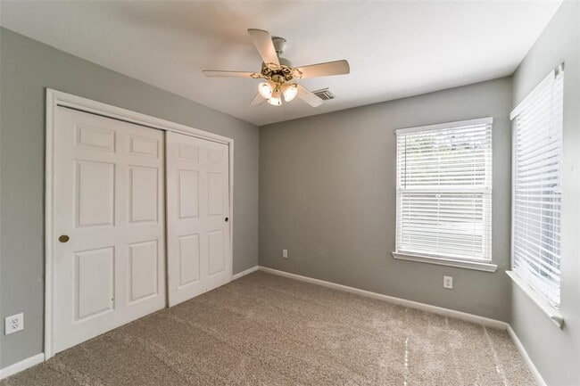 Building Photo - 440 Mystic Trail Loop