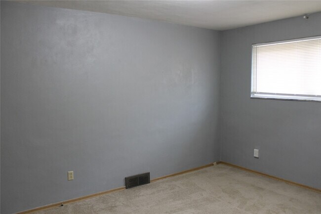 Building Photo - 7428 Morgan Ford Rd