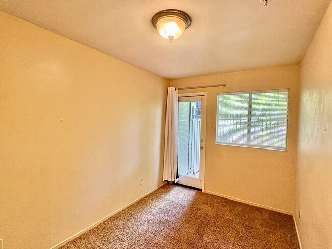 Building Photo - 1185 Foothill Blvd