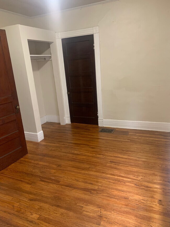 Bedroom - 695 West Ave