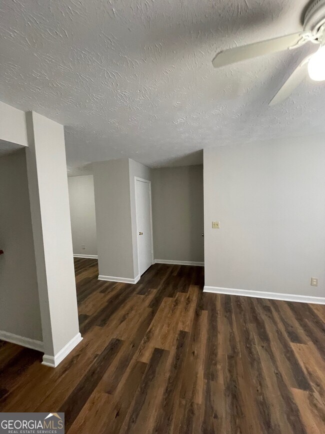 Building Photo - 155 Bowen St