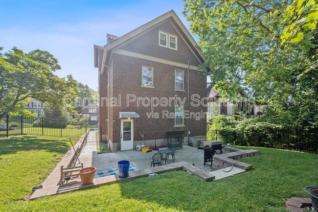 Building Photo - 1315 Paxton Ave