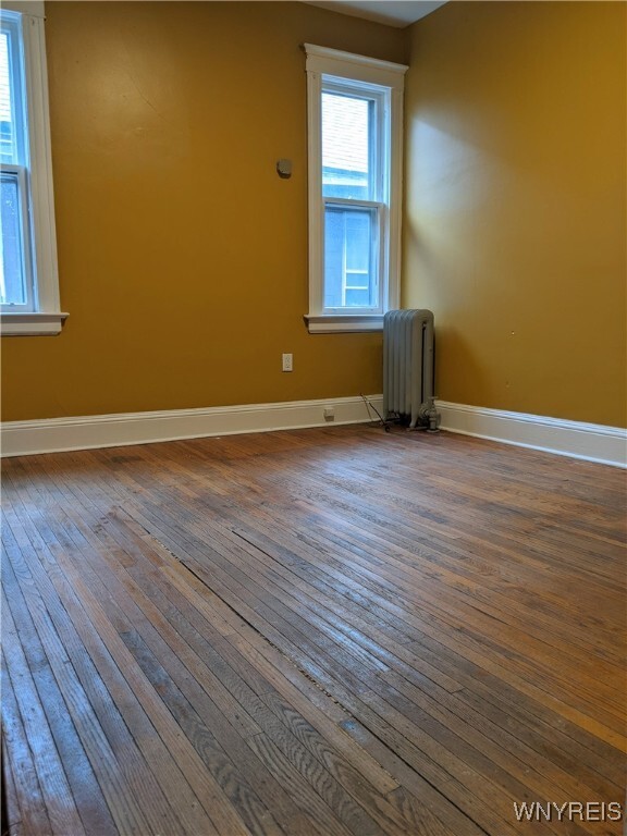 Building Photo - 1582 Delaware Ave