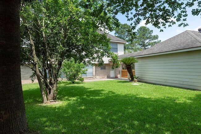 Building Photo - 2439 Shelby Park Dr
