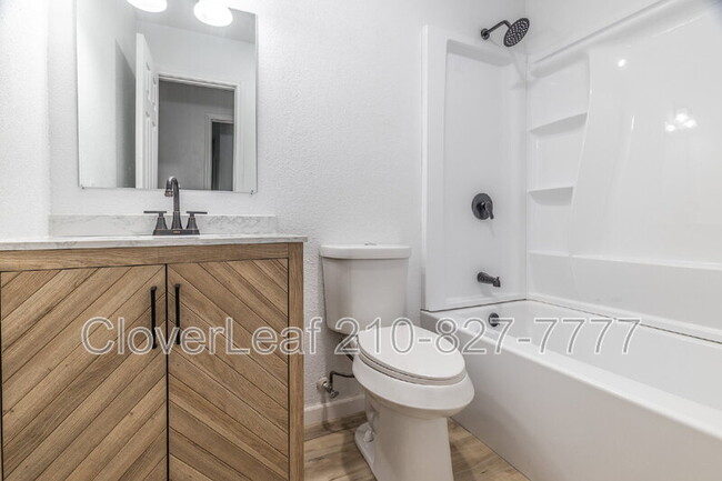 Building Photo - 8039 Big Bend