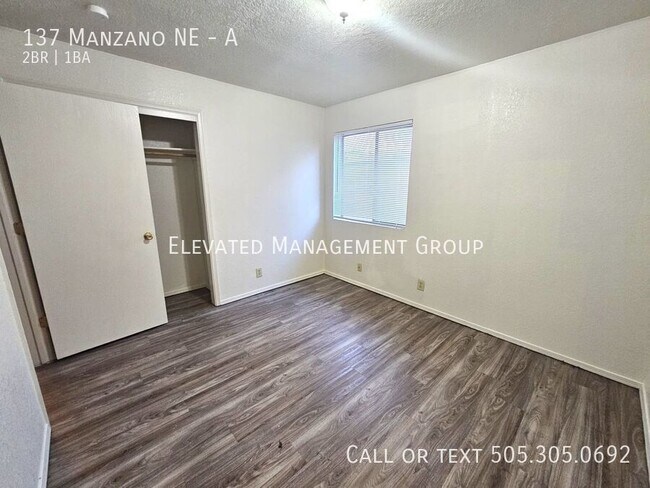 Building Photo - 137 Manzano St NE