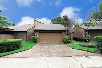 Building Photo - 3304 Scarlet Oak