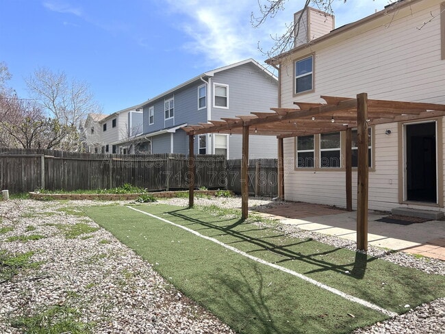 Building Photo - 6436 Peak Vista Cir