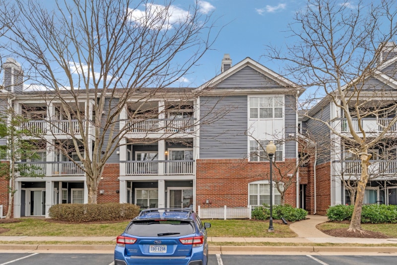 Building Photo - 20320 Beechwood Terrace