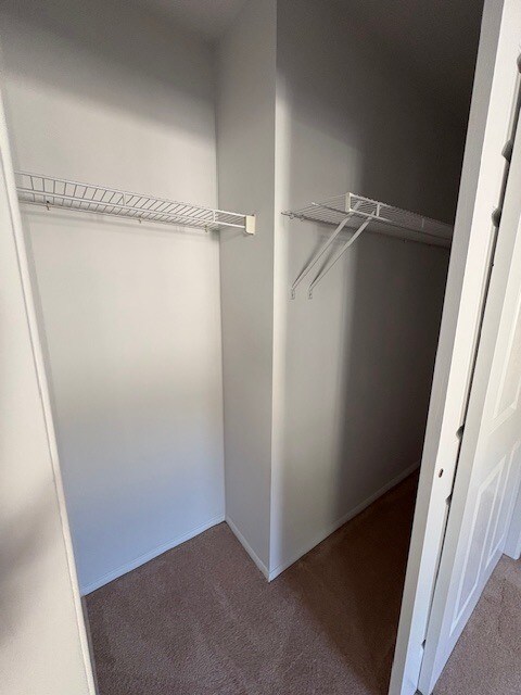 Building Photo - 188 Long Hill Dr