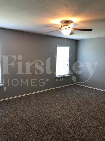 Building Photo - 9655 Shorebird Ln