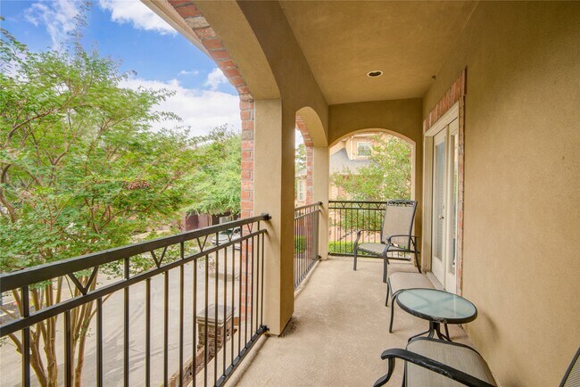 Building Photo - 44 Versante Ct