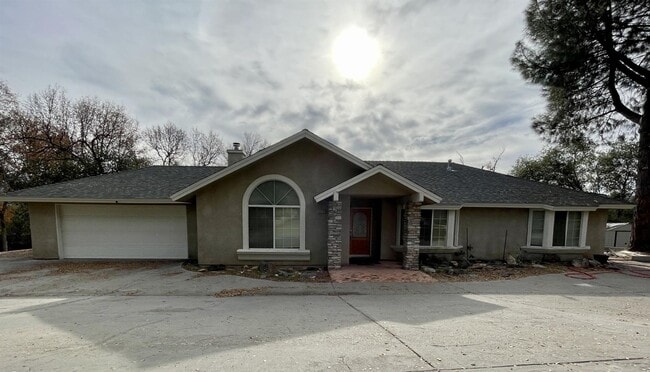 Large, well cared for, single family, 3/2... - Large, well cared for, single family,  3/2...