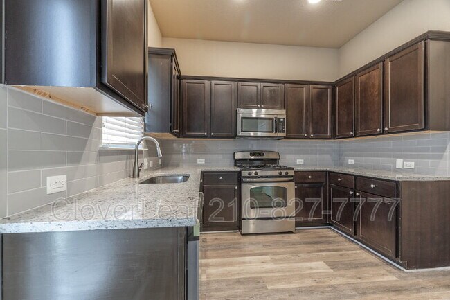 Building Photo - 6507 Candlecrest Ct