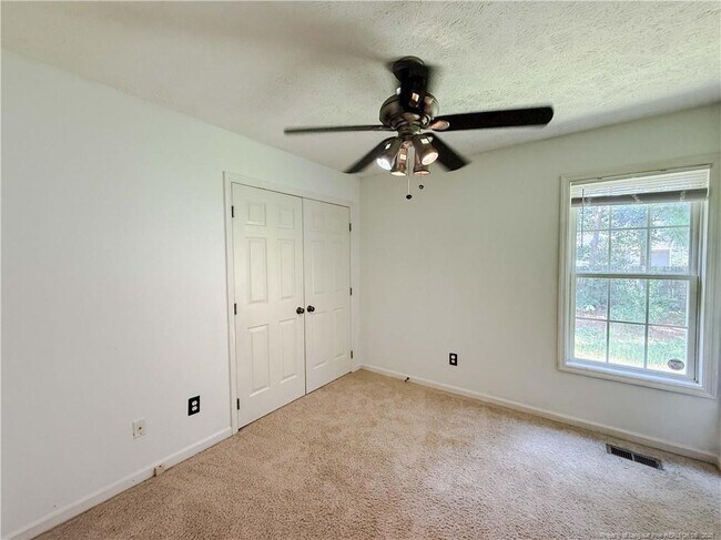 Building Photo - 7228 Beaver Run Dr